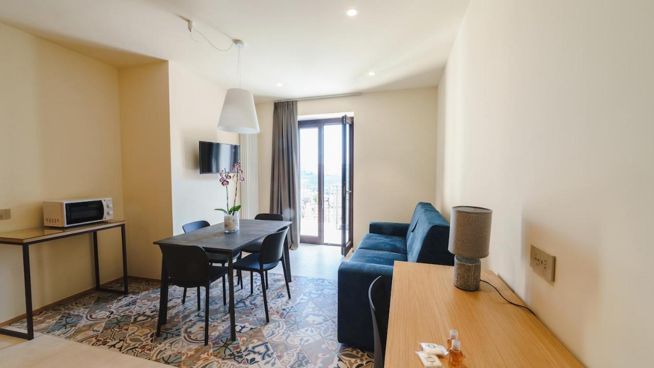 Vietti Apartments Кастильоне-Фаллетто Экстерьер фото